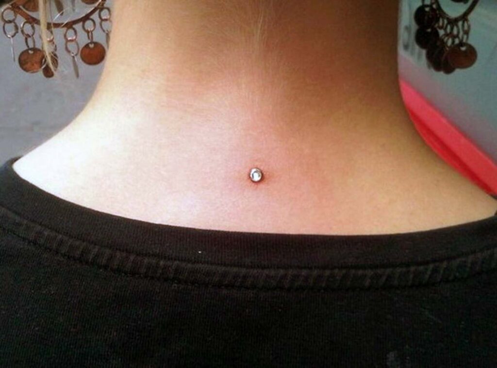 dermal piercing ense