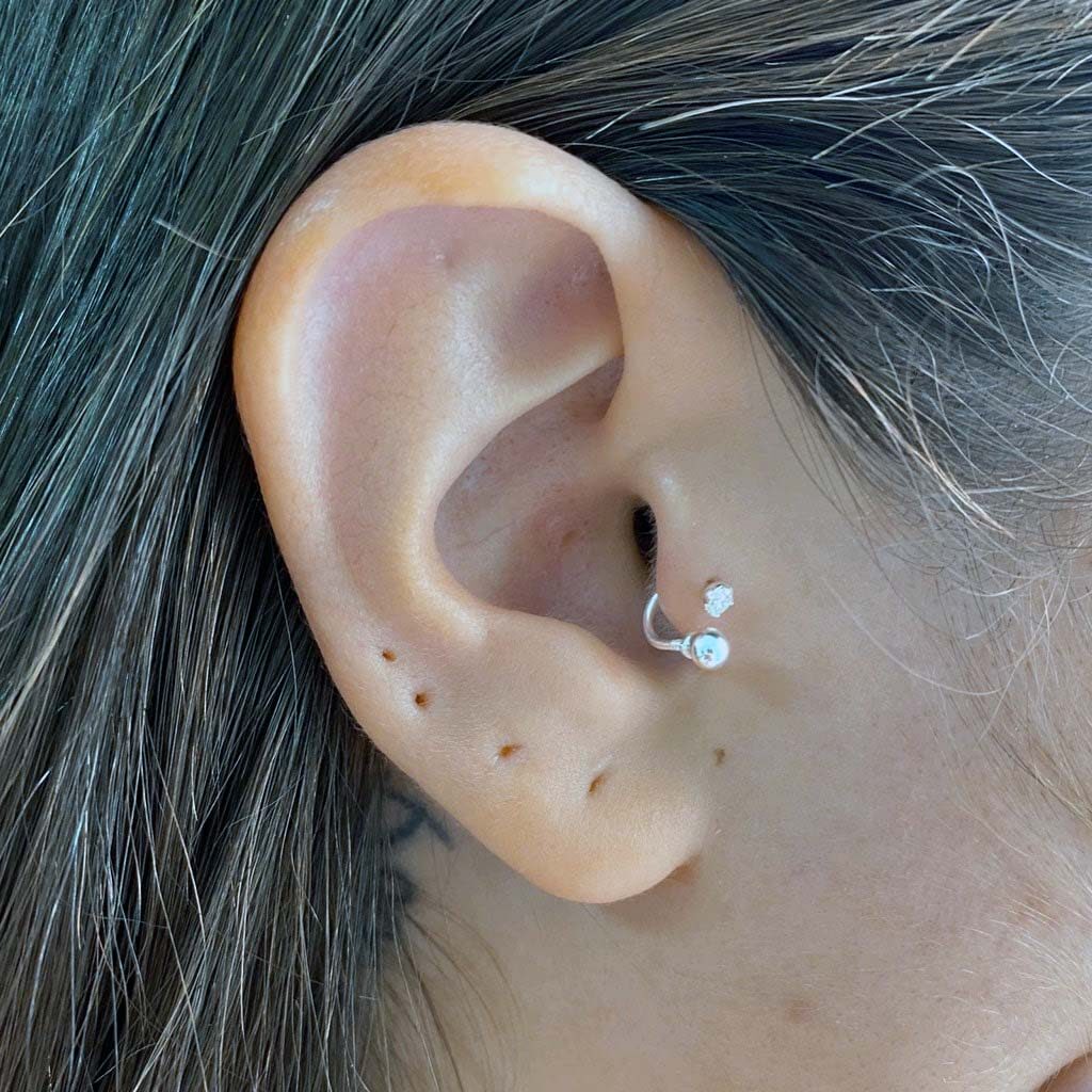 tragus piercing modelleri