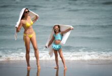 plaj ruhunu yansıtan şık ve renkli bikini modelleriyle yazın tadını çıkarın 1 whatsapp image 2025 07 10 at 08.32.12